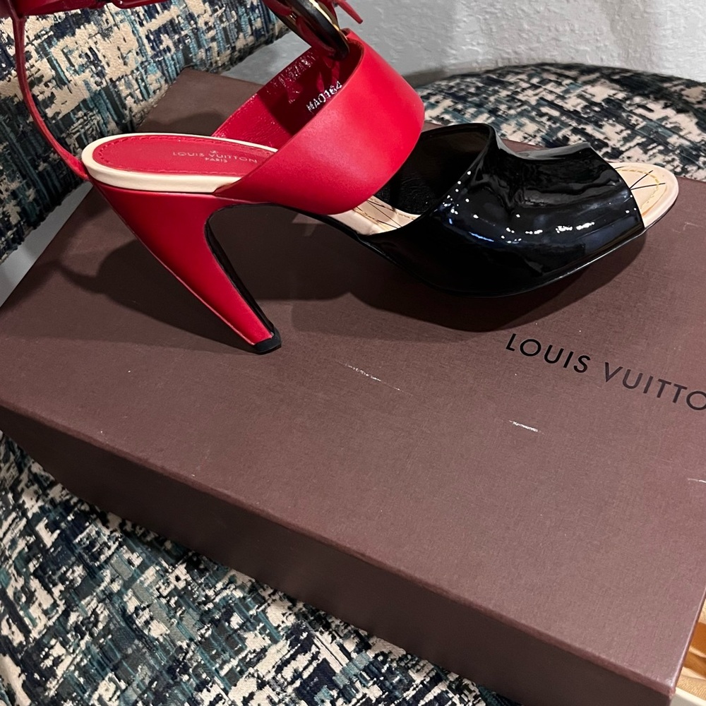 Louis Vuitton heeled sandals - Picture 5 of 11